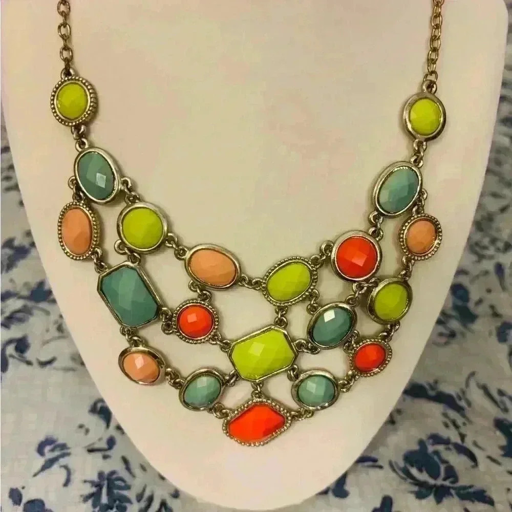 Multi color stones necklace